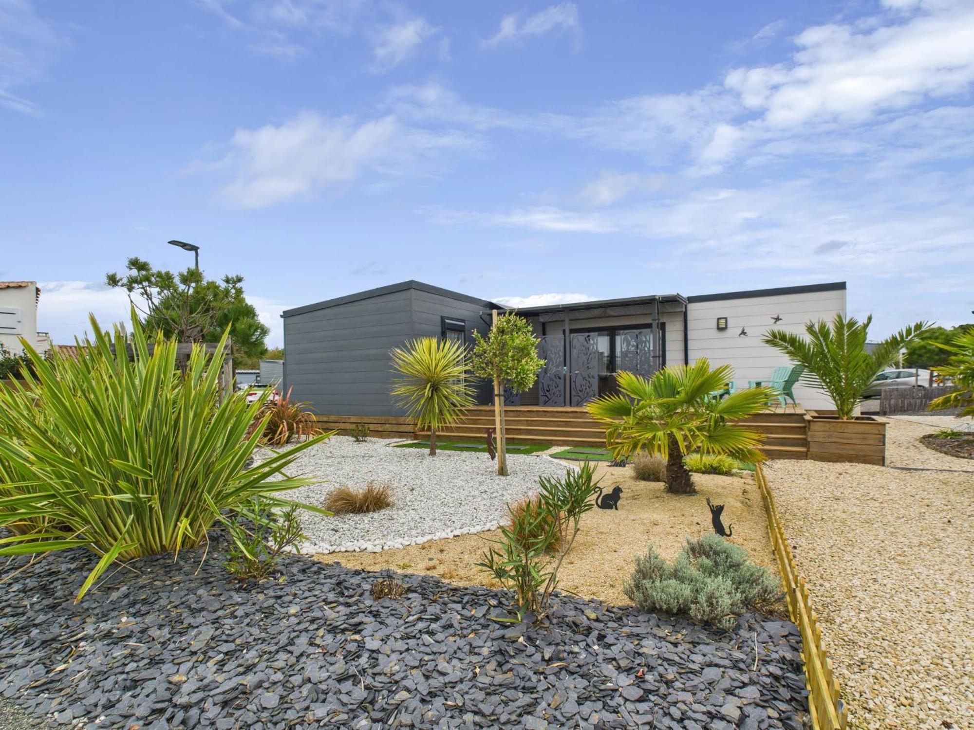 Joli Chalet Pour 6 - Domaine Avec Piscine 布雷蒂诺斯梅尔 外观 照片